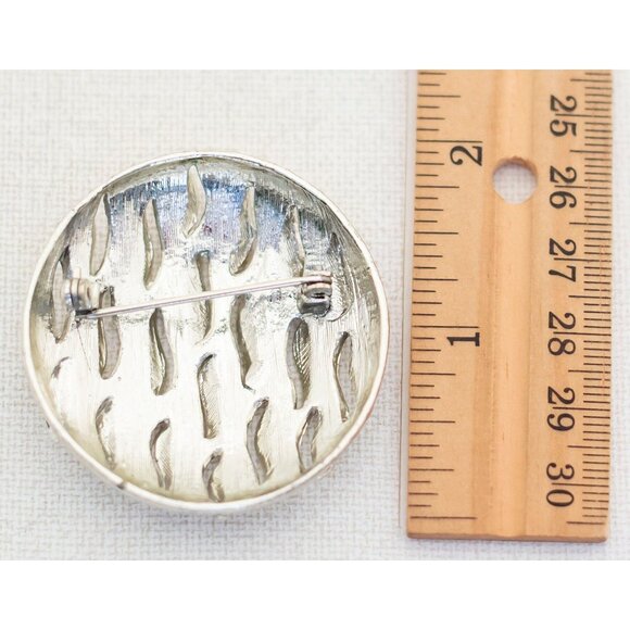 Vintage Circle Brooch in Silver Tone - A13 - Picture 2 of 2